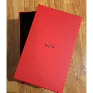 Hugo Boss empty shoe box‎